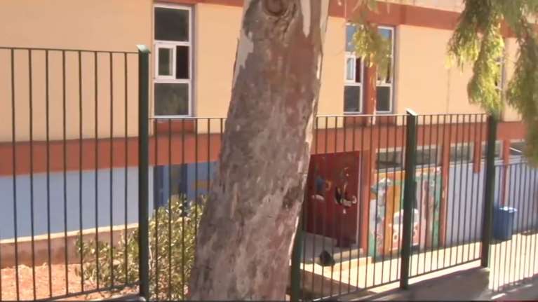 Άγριο μπούλινγκ και τρικάκια με ναζιστικό περιεχόμενο σε γυμνάσιο της Αναβύσσου: Θύμα μια 12χρονη μαθήτρια