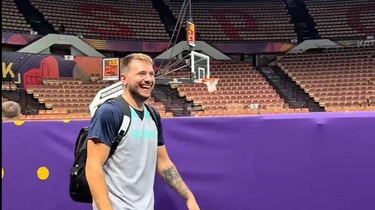 Το φοβερό σουτ του Λούκα Ντόντσιτς με τσάντα στην πλάτη και το καψώνι στον Όμιτς