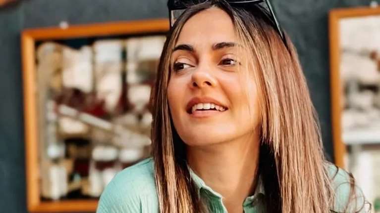 Λυδία και Νικήτας Παπαγιάννης: Η φωτογραφία με τη μητέρα τους, Αγγελική Δαλιάνη, στη θάλασσα