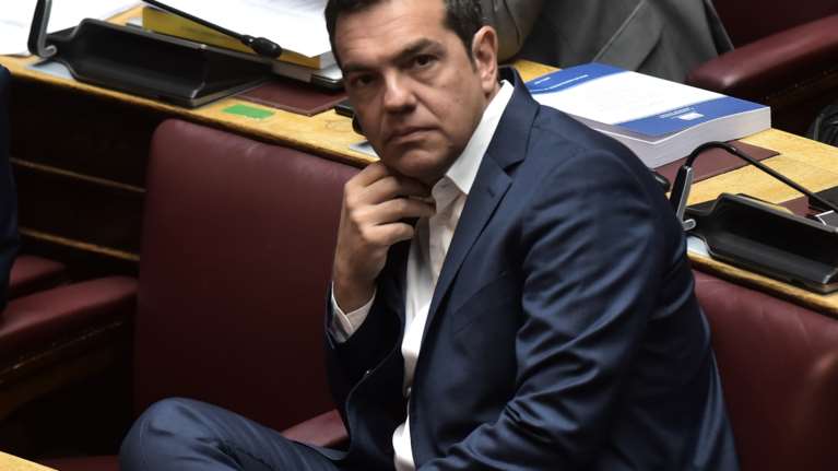 Γερμανικό δημοσίευμα - κόλαφος για τον Τσίπρα: &quot;Το παρελθόν προλαβαίνει τον πρώην πρωθυπουργό&quot;