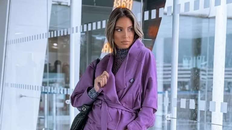 Η Αθηνά Οικονομάκου στο Μιλάνο: Στο γήπεδο για να παρακολουθήσει την ομάδα του Μπρούνο Τσερέλα