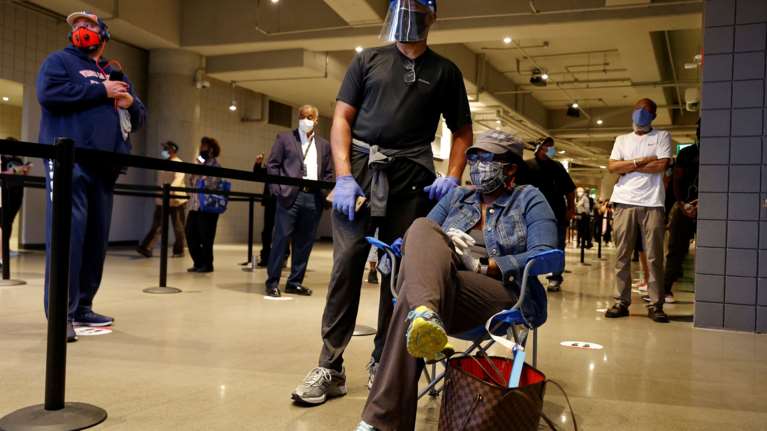 Κορονοϊός: Στους 214.000 οι νεκροί στις ΗΠΑ - Έφτασαν τα 7,8 εκατομμύρια τα κρούσματα