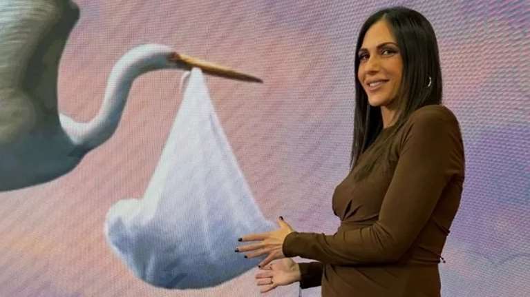 Ανθή Βούλγαρη &amp; Σίσσυ Χρηστίδου: Οι ανταλλαγή μηνυμάτων που κατέληξε σε μεταφορά τάπερ με ταξί