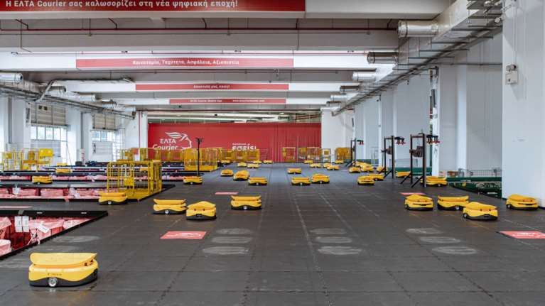 Νέα εποχή στα ΕΛΤΑ: Δείτε τα ρομπότ που ανέλαβαν τις διαδικασίες διαλογής δεμάτων [εικόνες[