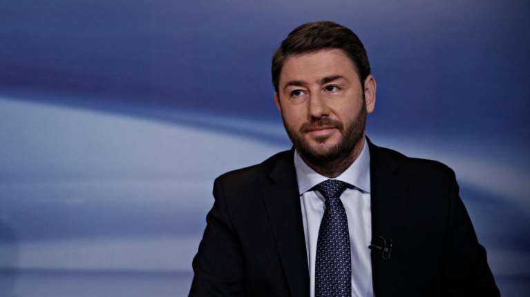 Το ΠΑΣΟΚ υπερψηφίζει την πρόταση μομφής του Τσίπρα- Το είπε ο Νίκος Ανδρουλάκης στο Open