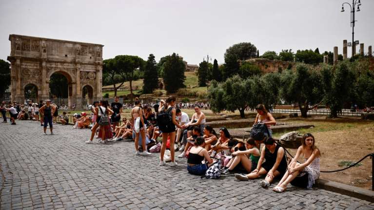Καύσωνας και πυρκαγιές πλήττουν χωρίς ανάπαυλα τη νότια Ευρώπη: Τρίτος θάνατος στην Ισπανία