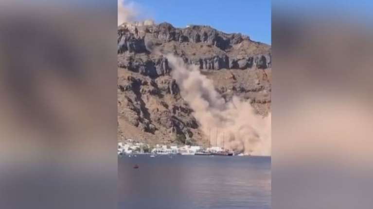 Λέκκας για Σαντορίνη: Υψηλός κατολισθικός κίνδυνος στη Θηρασιά και την Καλντέρα - Να ληφθούν μέτρα ασφαλείας