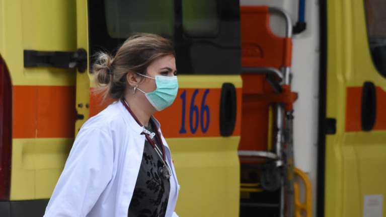 Κορονοϊός: Στο νοσοκομείο άλλοι 4 ηλικιωμένοι από το Γηροκομείο του Αγίου Παντελεήμονα