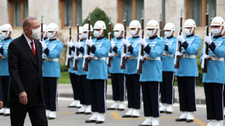 Ερντογάν: Απόπειρες πολιορκίας της Τουρκίας - Τις αντιμετωπίζουμε στο μέτωπο και στο τραπέζι