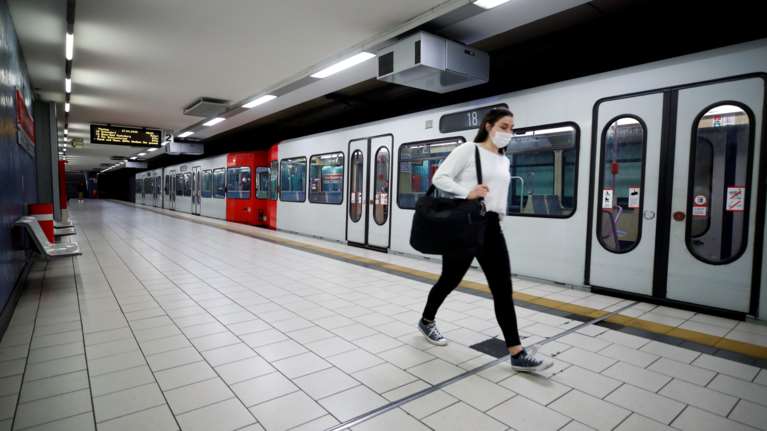 Ο κορονοϊός σαρώνει και στη Γερμανία παρά τα μέτρα: 13.363 κρούσματα σε 24 ώρες