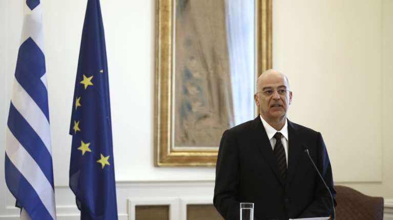 Αυστηρό μήνυμα Δένδια στην Άγκυρα: Αν θέλει να μετατρέψει την Ελλάδα σε νησί τουρκικής λίμνης, να το ξεχάσει