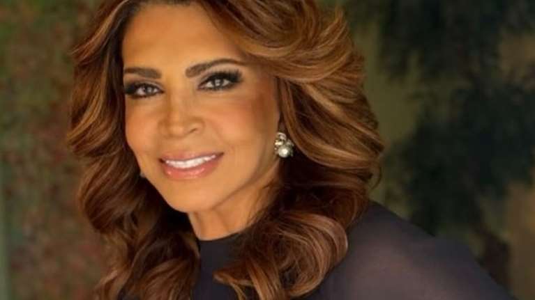 Η Μιμή Ντενίση βραβεύτηκε από τη Γαλλική Ακαδημία - Oι εξορμήσεις στο Παρίσι και το δείπνο στο παλαιότερο εστιατόριο της πόλης