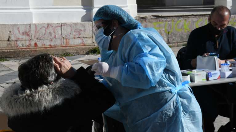 ΕΟΔΥ: Σε 158 σημεία θα πραγματοποιούνται σήμερα δωρεάν rapid test
