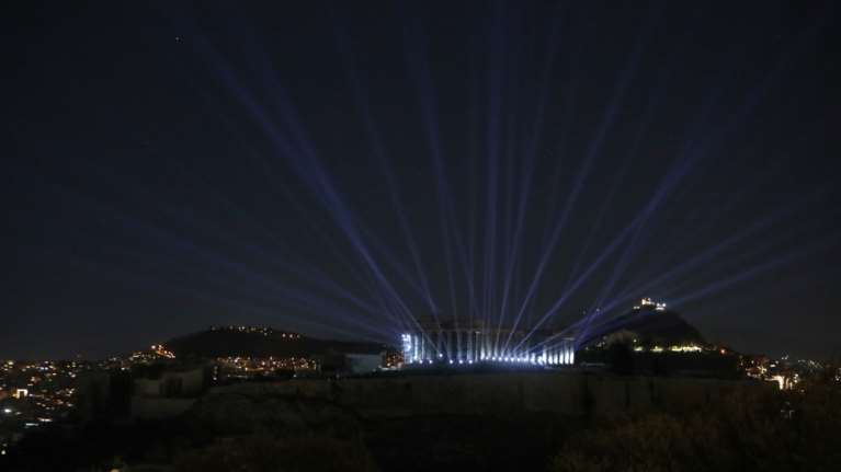 Μαγεία η Ακρόπολη: Οι καλύτερες εικόνες του νέου φωτισμού που κατέκλυσαν το instagram