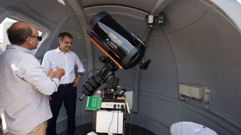 Κυριάκος Μητσοτάκης: Επίσκεψη στο πρώτο εργαστήριο αστρονομίας στο Γυμνάσιο του Νικηφόρου Δράμας [Εικόνες]