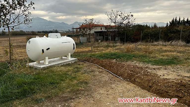 Ξάνθη: Πριν από μία ημέρα οι εργασίες για την τοποθέτηση δεξαμενής υγραερίου στο σπίτι της οικογένειας