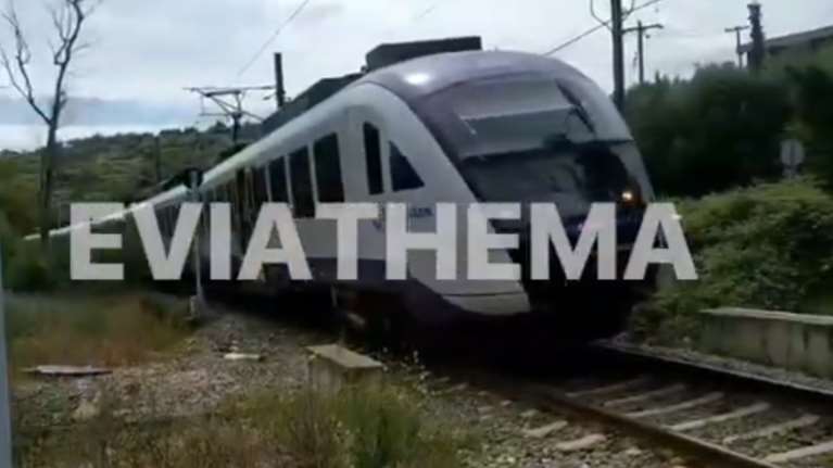 Σύγκρουση προαστιακού με φορτηγό στη Χαλκίδα