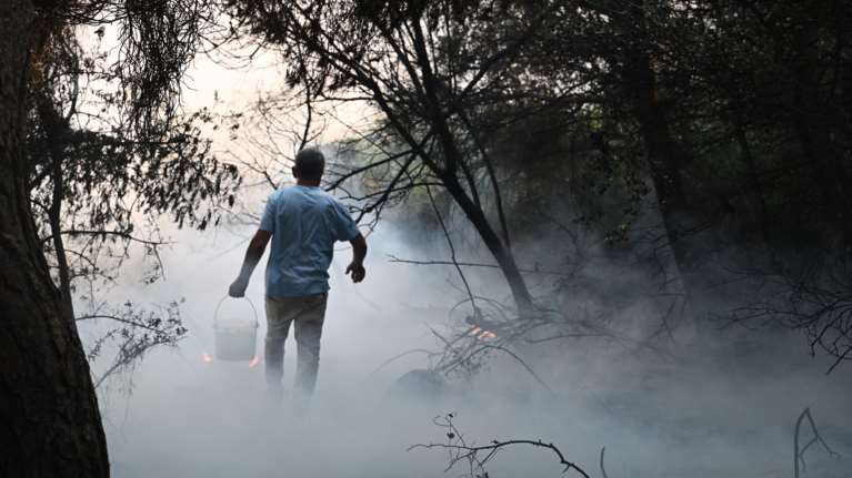 Αναβλήθηκε η δίκη του 87χρονου στον Άγιο Στέφανο  που κατηγορείται για εμπρησμό