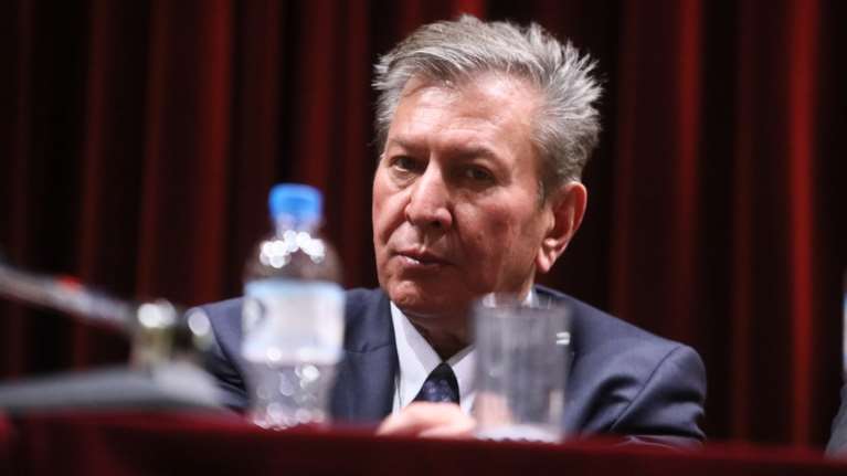 Ανάρτηση- έκπληξη του διευθυντή της εφημερίδας &quot;Το Βήμα&quot; για το σπίτι Τσίπρα στο Σούνιο