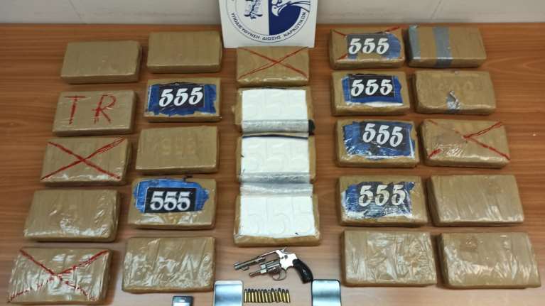 Πώς έπιασαν το φορτίο με τα 28 κιλά κοκαϊνης κατευθείαν από την Ολλανδία - Κέρδη πάνω από 1.000.000 ευρώ [εικόνες και βίντεο]