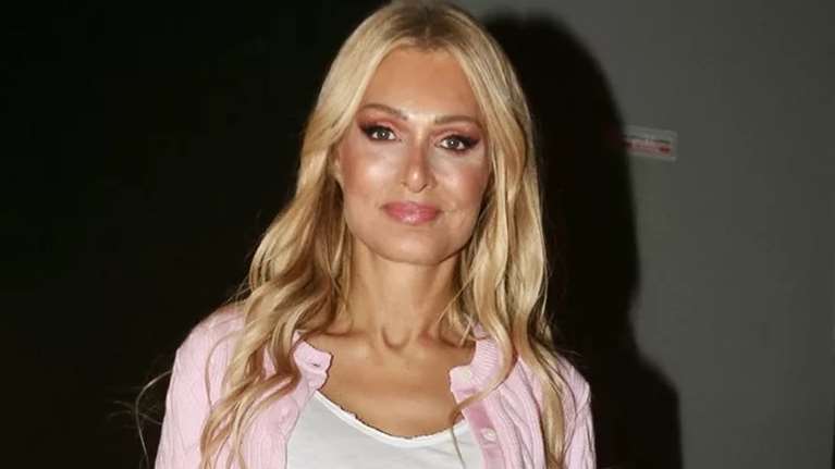 Νατάσα Θεοδωρίδου: Δες φωτογραφίες από το μαρμάρινο "παλάτι" της