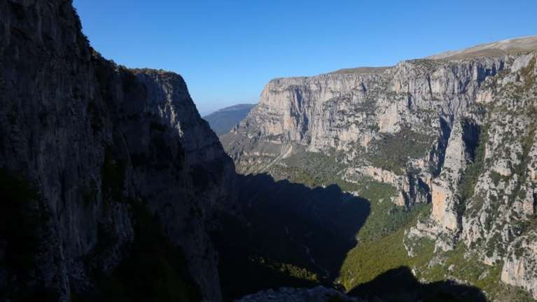 Σεισμός στα Χανιά: Ακρωτηριάστηκε πεζοπόρος λόγω πτώσης βράχων - Μήνυμα του 112 για &quot;αποφυγή επικίνδυνων περιοχών&quot;
