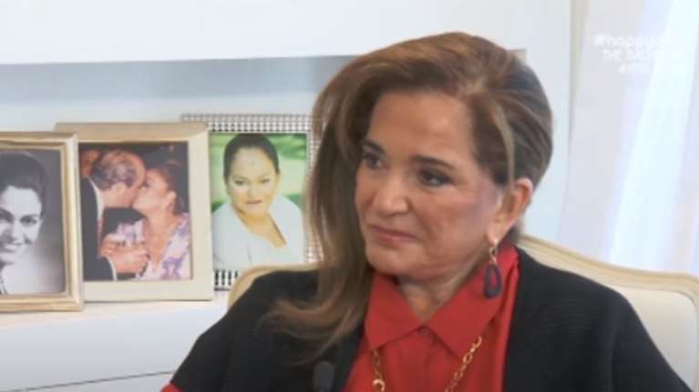 &quot;Ύμνοι&quot; Ντόρας Μπακογιάννη για Σία Κοσιώνη: Είμαι πάρα πολύ τυχερή γιατί έχω μια καταπληκτική νύφη [Βίντεο]