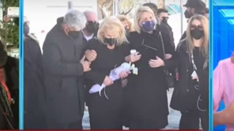 Τζώρτζης Μονογυιός: Ξέσπασε σε κλάματα on air δημοσιογράφος της Τατιάνας Στεφανίδου - Στενή φίλη της αδερφής του [Βίντεο]