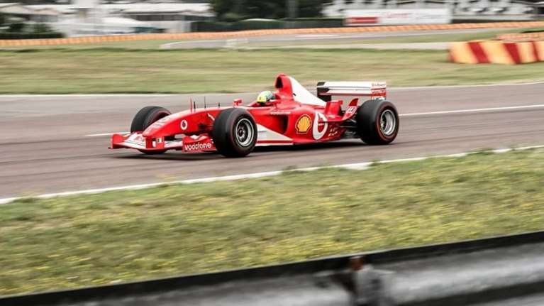 Τιμή ρεκόρ η Ferrari F2003-GA του Michael Schumacher