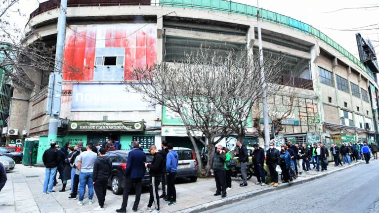 Ιστορική ημέρα για τον Παναθηναϊκό: Ουρές στη Λεωφόρο για τη Διπλή Ανάπλαση - Ξεκίνησε η ψηφοφορία [Εικόνες]