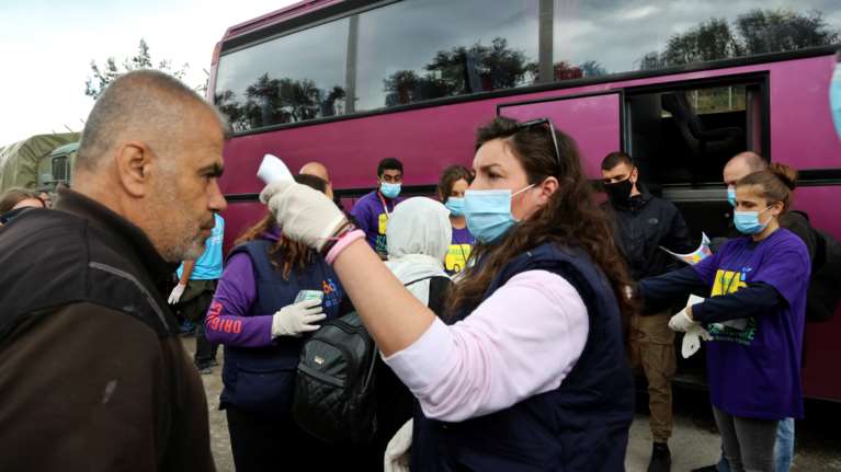 Μυτιλήνη: Θετικοί στον κορονοϊό 17 πρόσφυγες