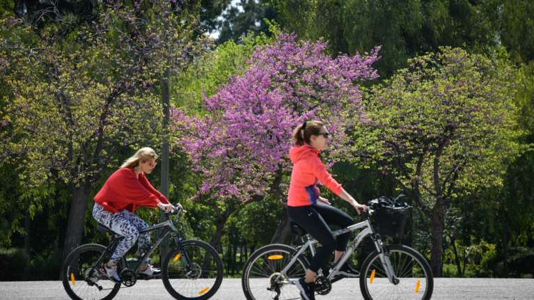 Αίθριος καιρός με άνοδο της θερμοκρασίας, τοπικές βροχές σε Κρήτη και Δωδεκάνησα