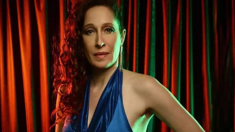 Κόρα Καρβούνη: &quot;Έχω επιλέξει να ζω σαν παντρεμένη - Ο σύντροφός μου έχει ήθος και ποιότητες που δεν έχω εγώ&quot;