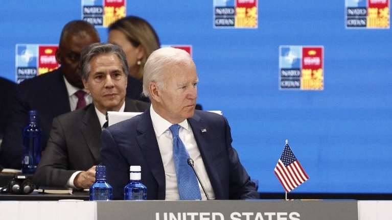 ΝΑΤΟ: Ενίσχυση της αμερικανικής στρατιωτικής παρουσίας σε όλη την Ευρώπη ανακοίνωσε ο Τζο Μπάιντεν