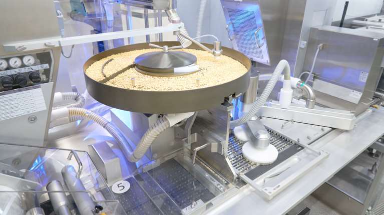 ΕΜΑ: Ξεκίνησε η αξιολόγηση για αναμνηστική δόση του εμβολίου της Pfizer σε εφήβους 12 -15 ετών