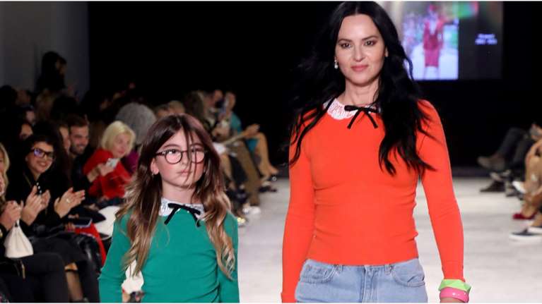 Ζενεβιέβ Μαζαρί: Το σαγηνευτικό, ανδρικό άρωμα που φορά τα τελευταία 14 χρόνια