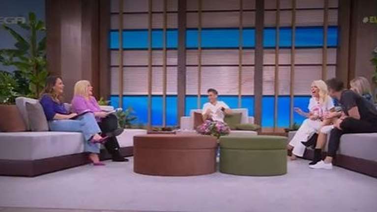 Δημήτρης Ουγγαρέζος: "Εγώ δεν είμαι παρουσιαστής, απλά κάθομαι εδώ" - Η μπηχτή της Ελένης Μενεγάκη