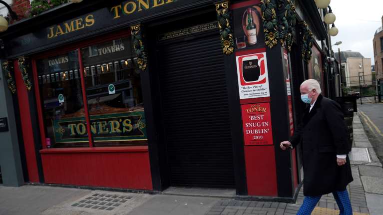 Κορονοϊός - Ιρλανδία: Οι κοινωνικές συναναστροφές και όχι η μετάλλαξη ευθύνονται για την αύξηση των κρουσμάτων