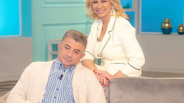 Γιώργος Καραϊβάζ: Ράκος η Ζήνα Κουτσελίνη μετά τη δολοφονία του συνεργάτη της - Την πήρε ταξί από το κανάλι