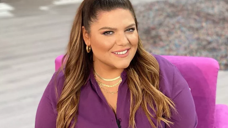 Δανάη Μπάρκα: Η παρουσιάστρια άλλαξε τα μαλλιά της