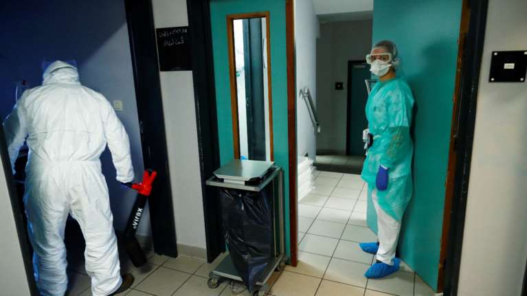 Κορονοϊός: Έσπασε το φράγμα των τριών εκατ. κρουσμάτων παγκοσμίως, πάνω από 209.000 οι νεκροί