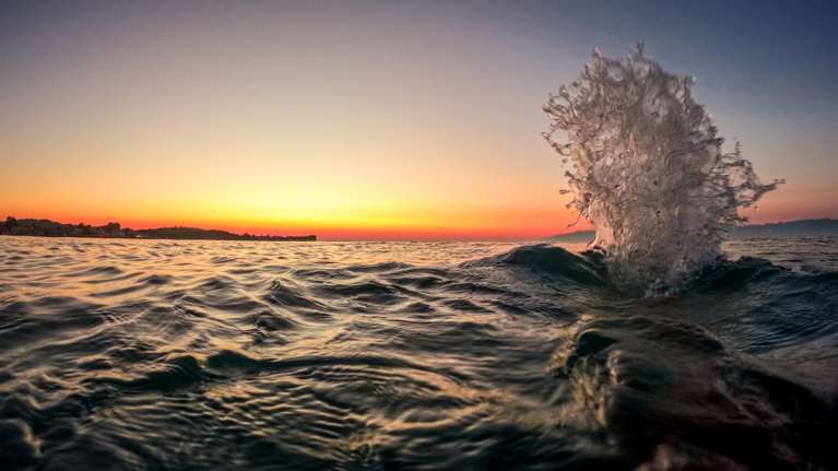 Χαλκιδική: Παραλίγο να πνιγεί 4χρονο αγοράκι σε παραλία - Συνελήφθη ο πατέρας του