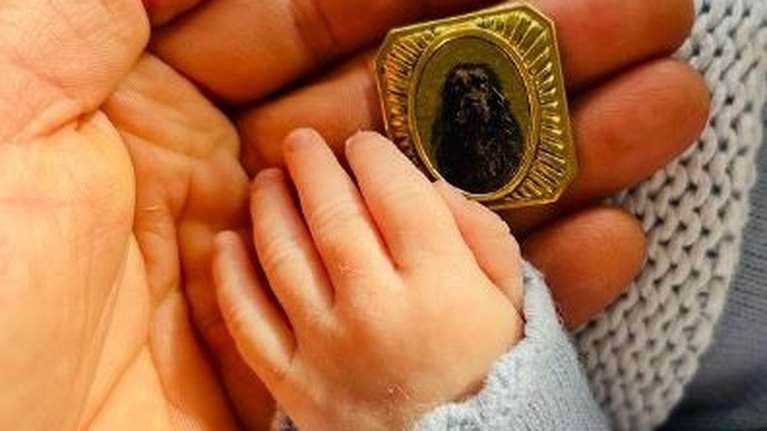 Τζέιμς Μίντλετον: Πώς ο αδερφός της πριγκίπισσας Κέιτ γνώρισε το νεογέννητο γιο του στα λατρεμένα του σκυλιά