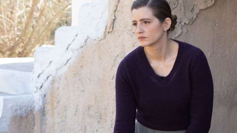 Άγριες Μέλισσες spoiler: Απόψε η Θεοδοσία βάφει τα χέρια της με αίμα - &quot;Σπρώχνει&quot; και εγκαταλείπει την Ελένη στον γκρεμό