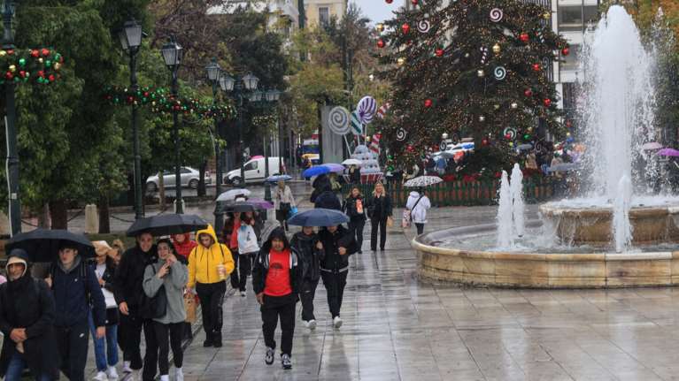Καιρός: Νεφώσεις, βροχές και καταιγίδες από σήμερα ως τα Χριστούγεννα - Πού θα είναι έντονα τα φαινόμενα