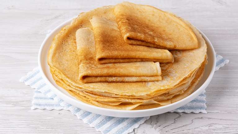 Οι κρέπες της τεμπέλας: Η φανταστικά εύκολη συνταγή με 3 μόνο υλικά