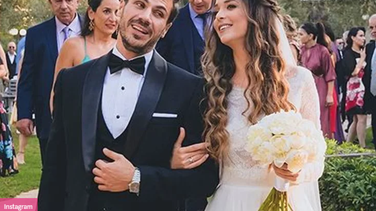 Άκης Πετρετζίκης: Το σχόλιο του Λεωνίδα Κουτσόπουλου στις φωτογραφίες του γάμου του