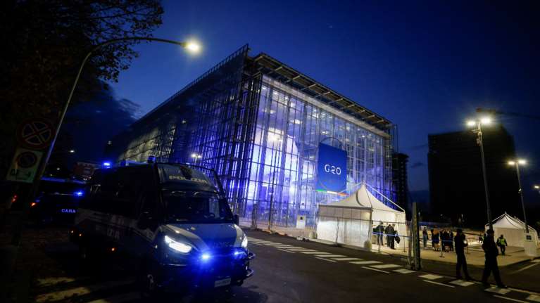 Μιλάνο: Ανατροπή στο μακελειό – Ο 17χρονος ομολόγησε πως αυτός σκότωσε όλη την οικογένειά του