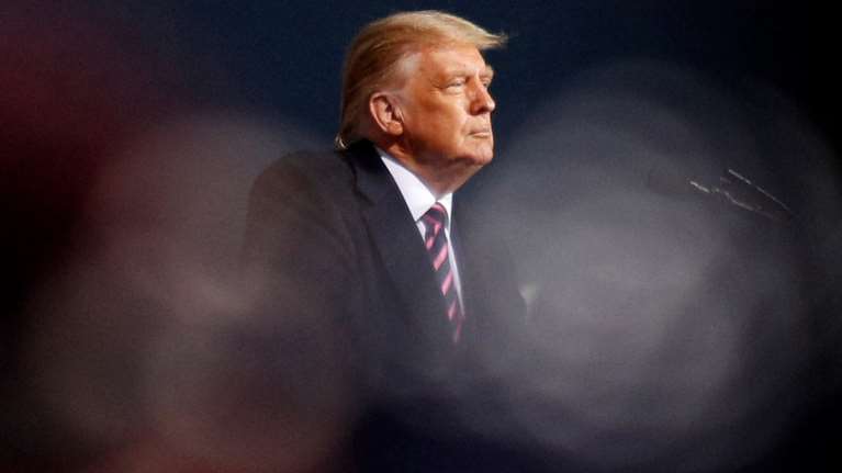 ΗΠΑ: Ο Τραμπ πρότεινε πακέτο 1,5 τρισ. δολαρίων για την τόνωση της αμερικανικής οικονομίας