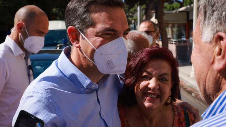 Τσίπρας από Ρόδο: Δεν μιλάμε για λεφτόδεντρα - Δεσμεύτηκε για αύξηση του κατώτατου μισθού στα 800 ευρώ